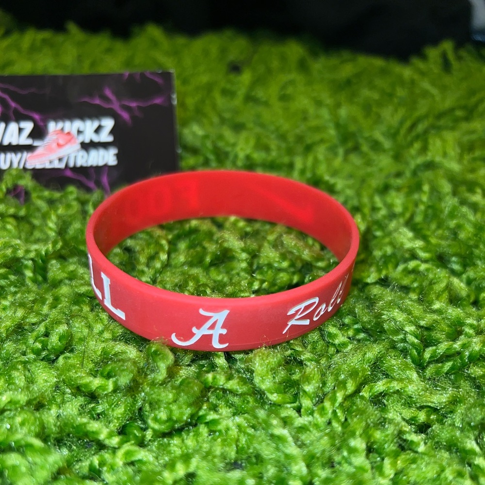 Alabama Crimson Tide Nike NCAA Football Wristband/braclet